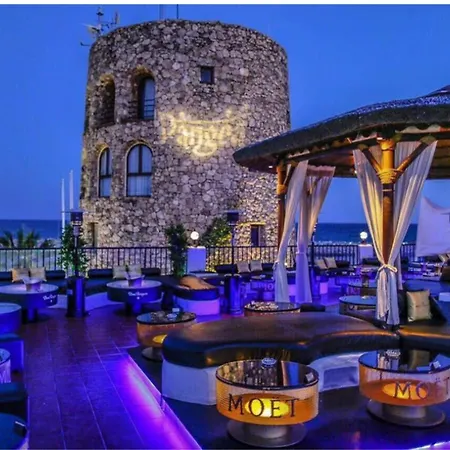 - Alicate Beachfront Apartment-9 Апартаменты