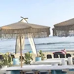 - Alicate Beachfront Apartment-9 Apartmán