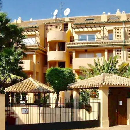 Apartament - Alicate Beachfront Apartment-9