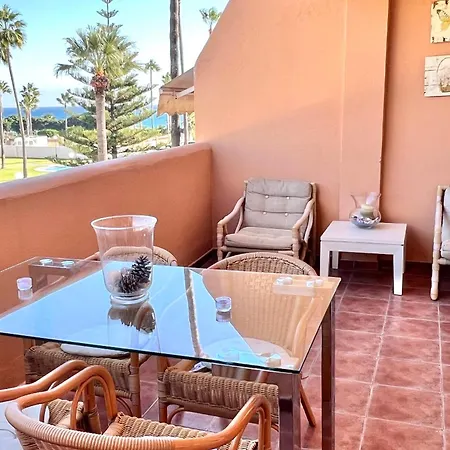 Apartament - Alicate Beachfront Apartment-9 *
